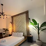 Laetitia Guest House116 Napoli