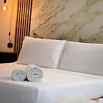 Laetitia Guest House116 Napoli
