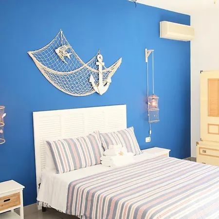 Laetitia Guest House116 2* Naples