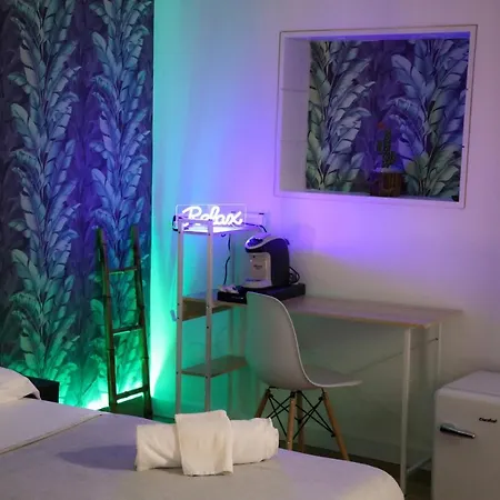 Laetitia Guest House116 2* Naples