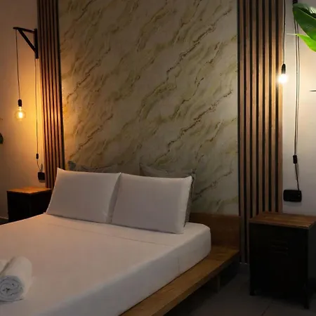 Laetitia Guest House116 Naples