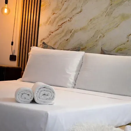 Laetitia Guest House116 Naples