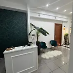 Laetitia Guest House116 Penzion 3*